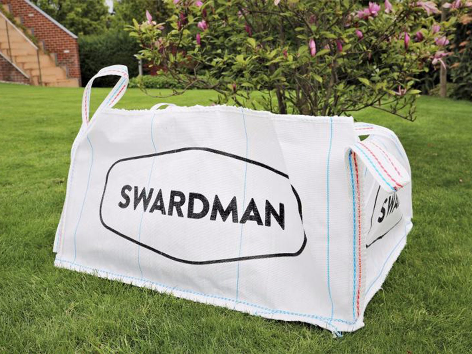 Big grass bag Garden Imports UK Ltd.